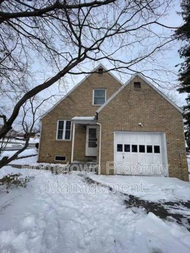 Main picture of 3899 Lexington St
