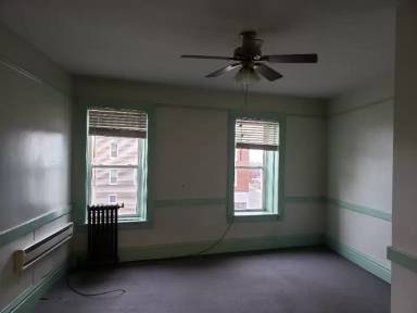 Main picture of 42 Trimountain Ave