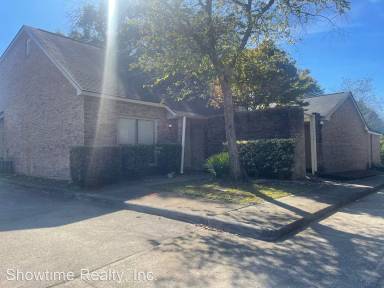 Main picture of 3219 University Ave