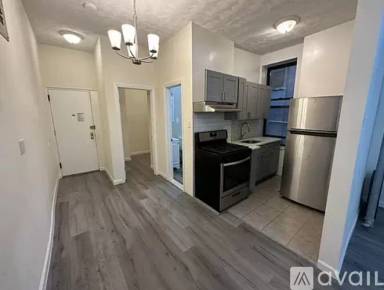 Main picture of 35 Graham Ave