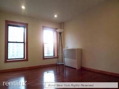 Main picture of 119 W 104th St