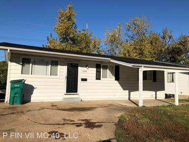 Main picture of 10341 Lilac Ave