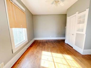 Main picture of 258 SW 2nd St