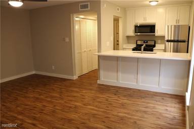 Main picture of 3431 N Hills Dr