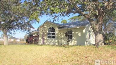Main picture of 221 SW Sea Lion Rd