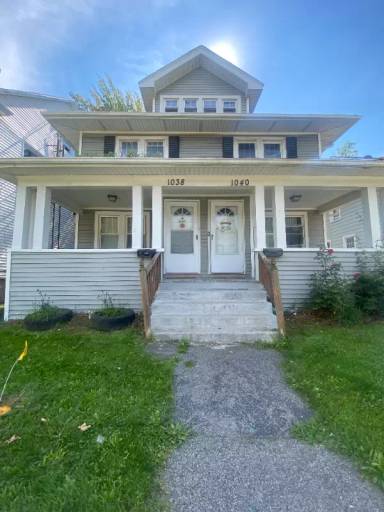 Main picture of 1040 Plymouth Ave S
