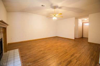Main picture of 1355 N Plum Tree Dr