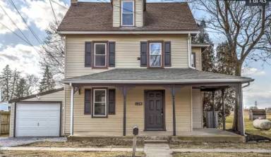 Main picture of 124 N Ronks Rd
