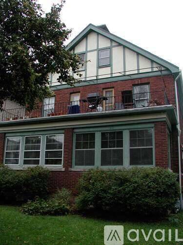 Main picture of 178 Claremont Ave
