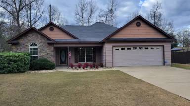 Main picture of 690 Lee Road 450