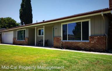 Main picture of 26545 Mulanax Dr