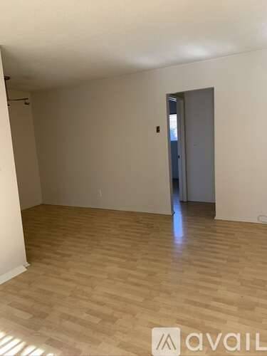 Main picture of 1211 Pico Blvd
