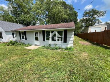 Main picture of 4214 E Lynn St