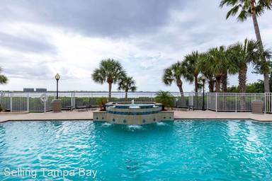 Main picture of 5310 Bay Club Cir