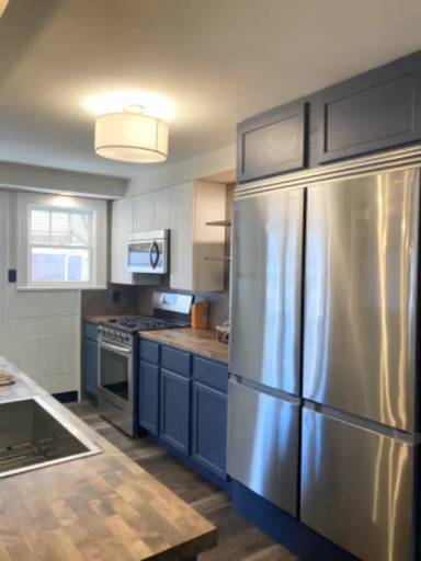 Main picture of 5417 E 10th St