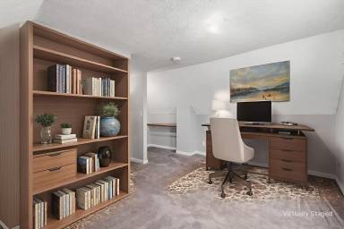 Main picture of 78-80 Meek Ave