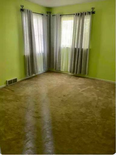 Main picture of 2402 W Market St