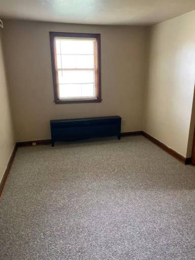 Main picture of 1990 E Bradley St