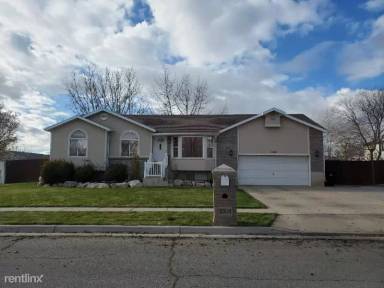 Main picture of 2308 S 1520 W