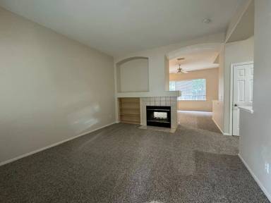 Main picture of 28 Logan Ct