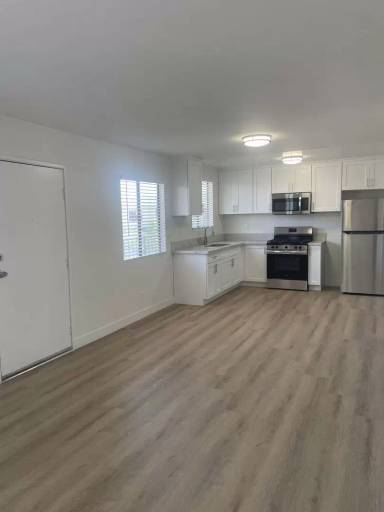Main picture of 166th Apartments