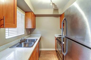 Main picture of 3036 60th Ave SW