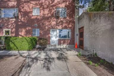 Main picture of University Heights Apartments