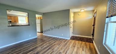 Main picture of 10770 39th Ave