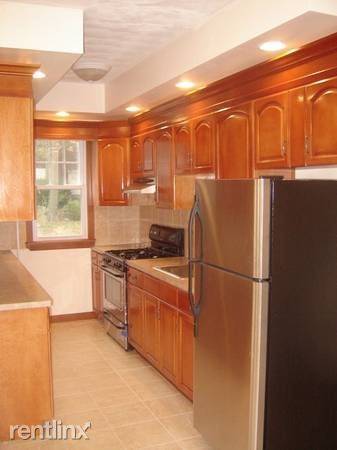 Main picture of 6 Laurel St