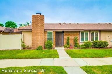 Main picture of 3433 Orchard Way