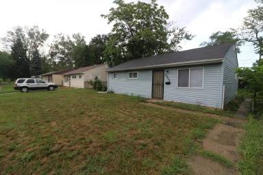 Main picture of 2800 Central Dr