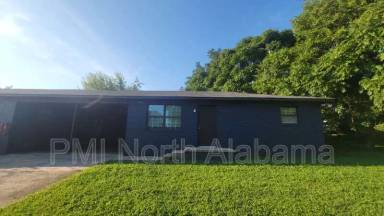 Main picture of 4006 Foster Ave SW