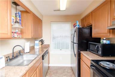 Main picture of 63 Lucinda Ct
