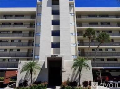 Main picture of 2617 Cove Cay Dr