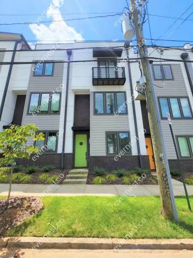 Main picture of 415 Gartrell St SE