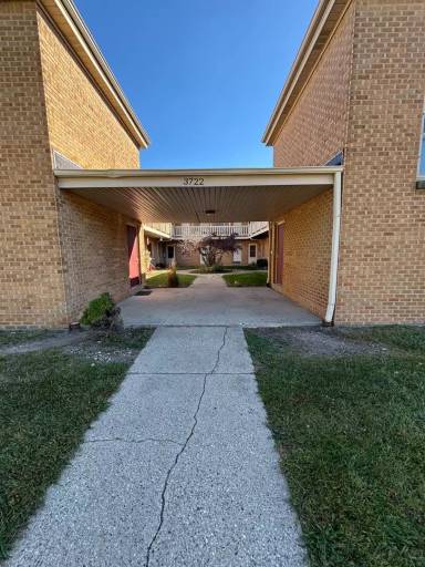 Main picture of 3722 N 76th St