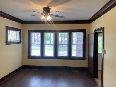 Main picture of 1231 Park Ave