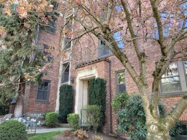 Main picture of 503 E Thomas St