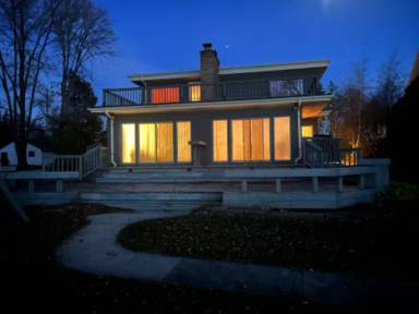 Main picture of 7120 S Loomis Rd