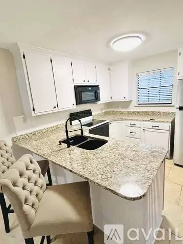 Main picture of Lakewood Townhomes