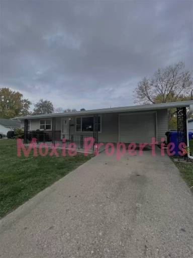 Main picture of 1007 N Forest Dr