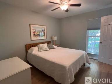 Main picture of 8713 Grove Cir