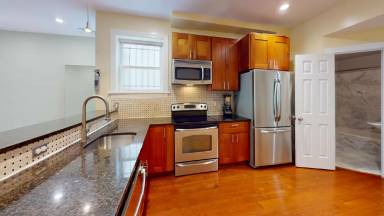 Main picture of 3029 11th St NW