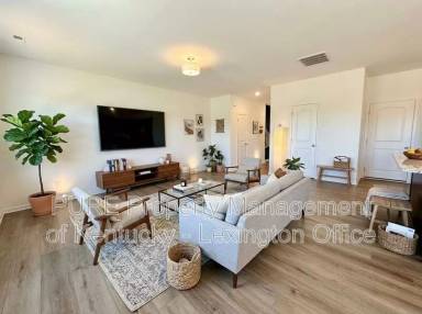 Main picture of 1224 Leanndra Park