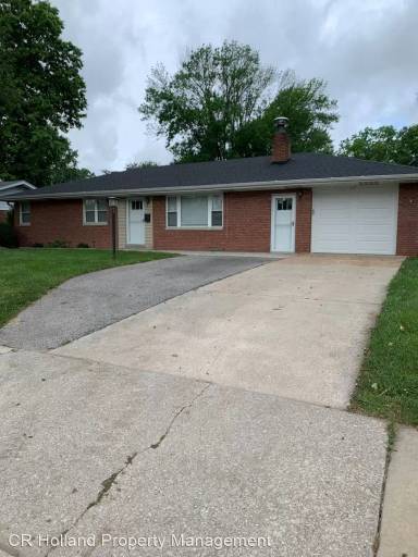 Main picture of 403 S Smiley St