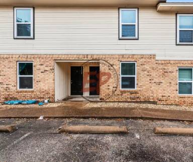 Main picture of 609 S 5th St