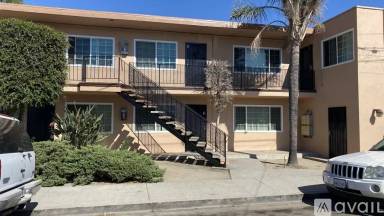 Main picture of 105 E Louise St
