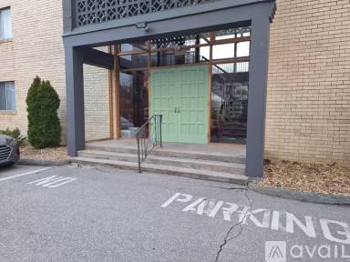 Main picture of 395 Angell St