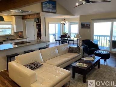 Main picture of 500 Tiki Dr