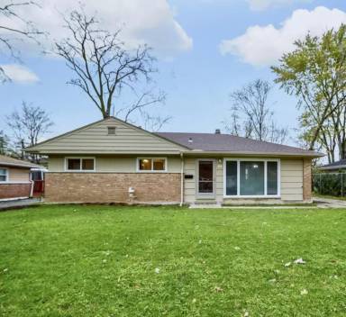 Main picture of 166 Monee Rd